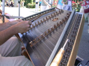 Evart , MI Dulcimer Funfest 1982 TV Documentary uploaded by Paul Goelz